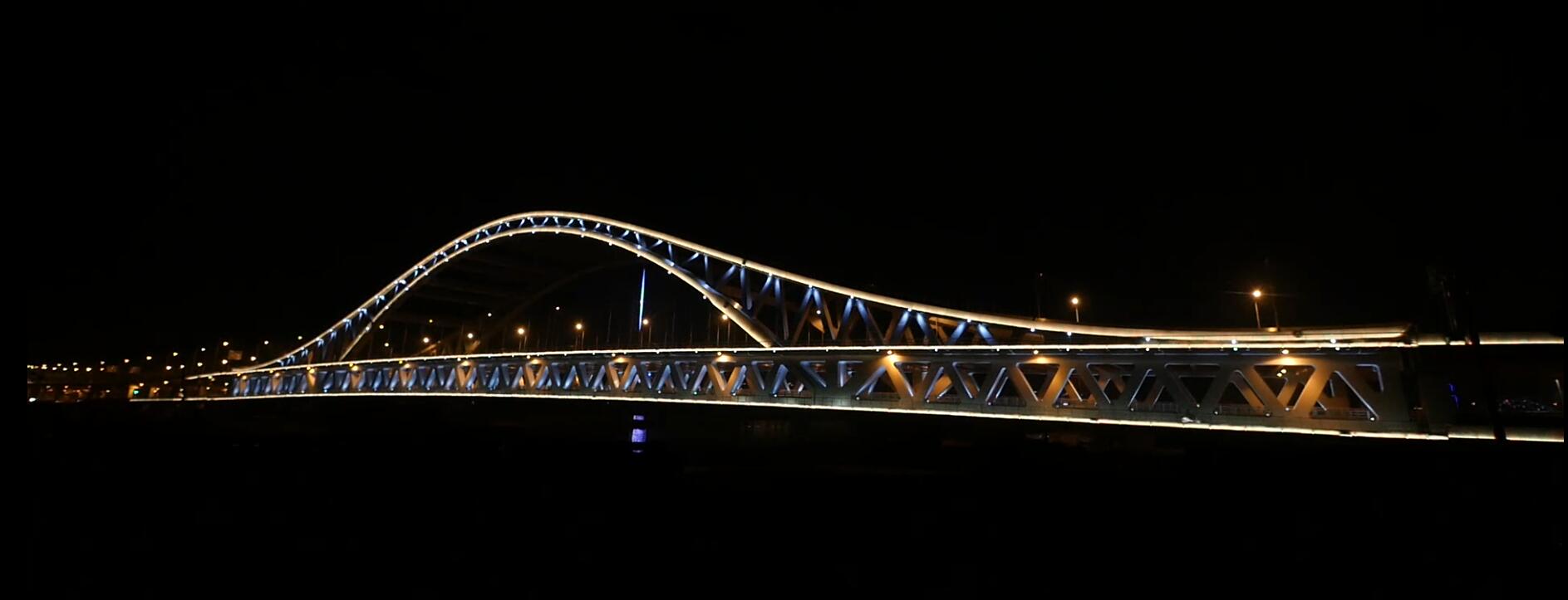 橋梁夜景照明設(shè)計